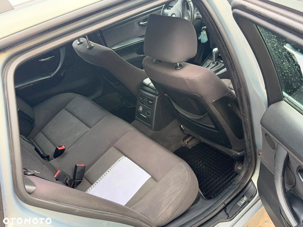 BMW Seria 3 320d DPF Edition Fleet Sport - 12