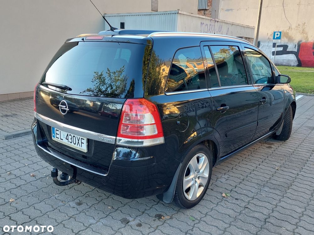 Opel Zafira - 3