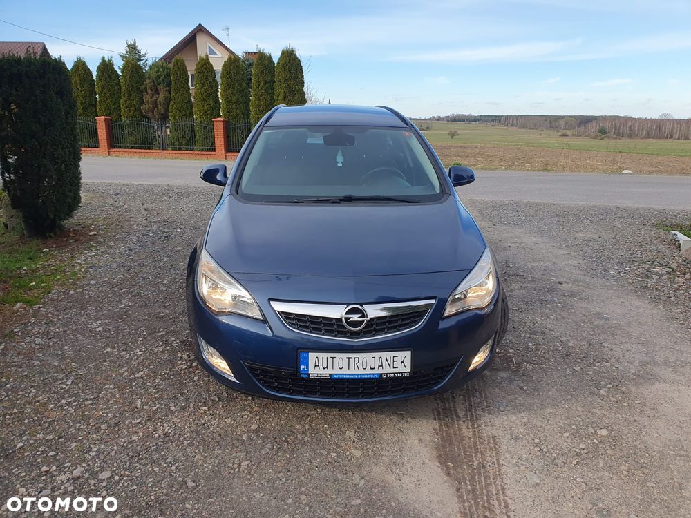 Opel Astra 1.4 Turbo Design Edition - 2