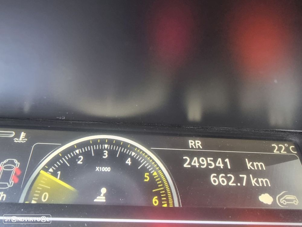 Renault Scénic 1.5 dCi Expression SS - 21