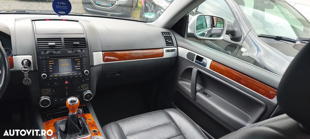 Volkswagen Touareg 3.0 V6 TDI DPF Exclusive Edition - 14