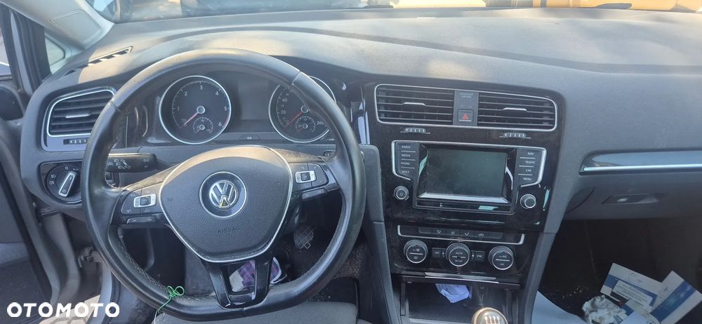 Volkswagen Golf 2.0 TDI BMT Highline - 36
