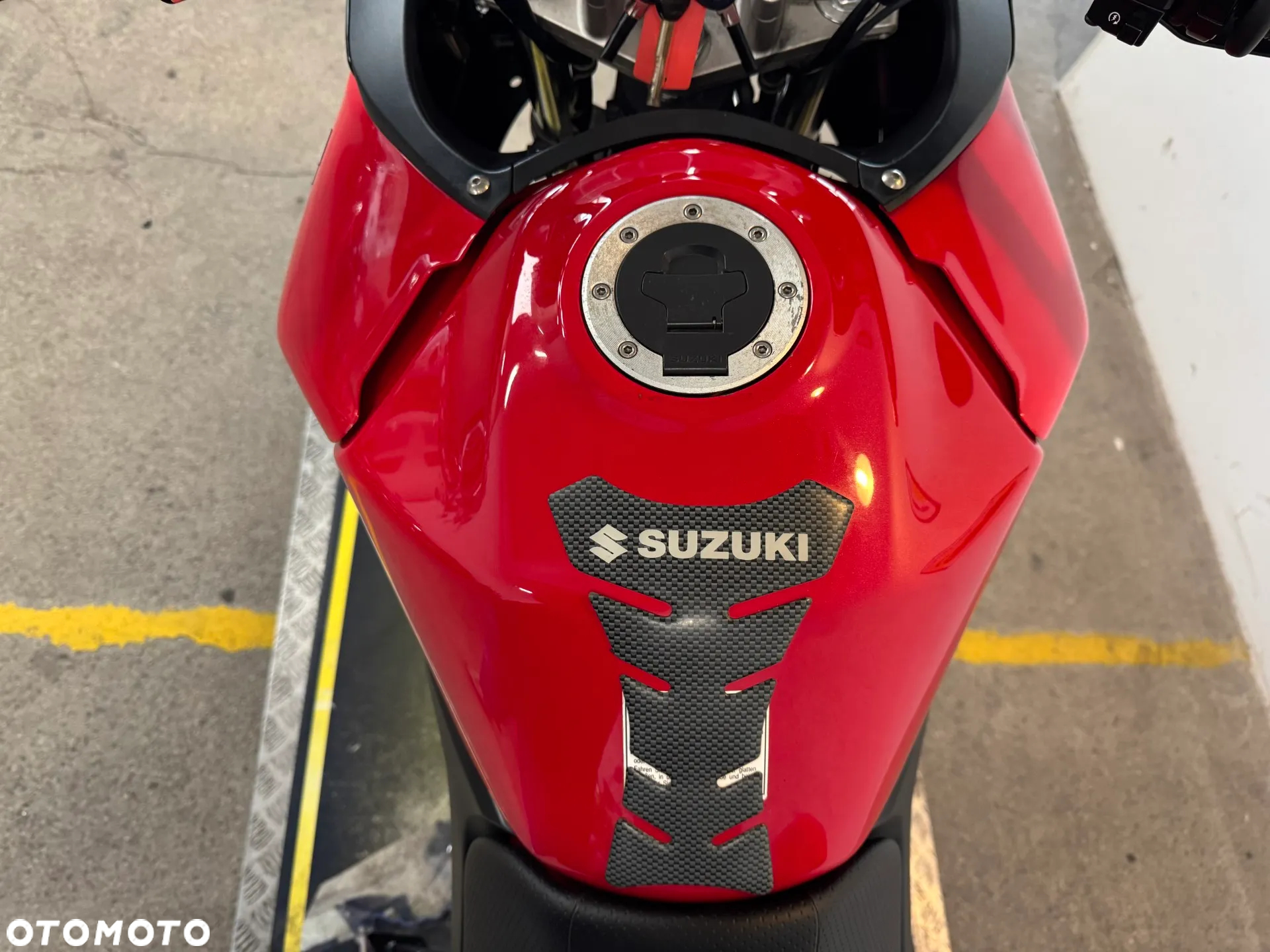 Suzuki DL - 31