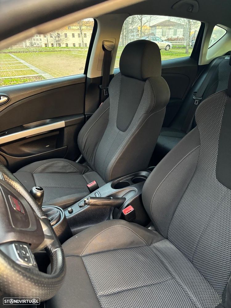 SEAT Leon 1.6 TDI Sport - 8