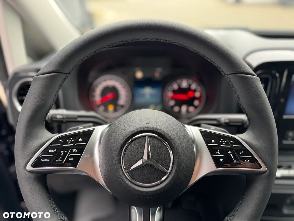 Mercedes-Benz Vito - 16