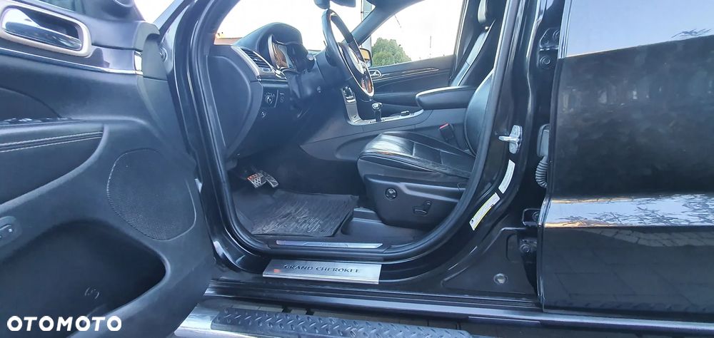 Jeep Grand Cherokee 3.6 V6 Overland - 23