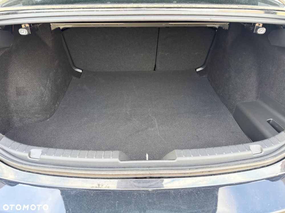 Mazda 3 2.0 mHEV Exclusive Line - 24