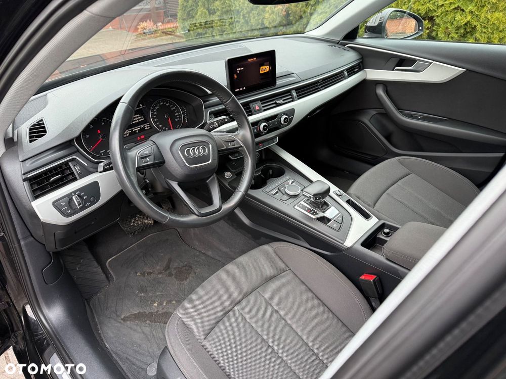 Audi A4 Avant 35 TDI S tronic design - 10