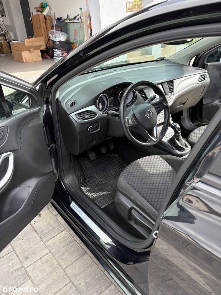 Opel Astra 1.4 T Enjoy - 29