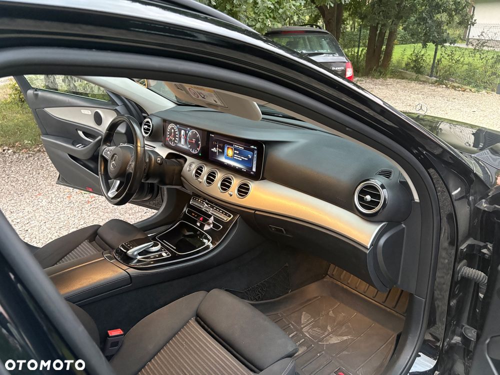 Mercedes-Benz Klasa E - 6