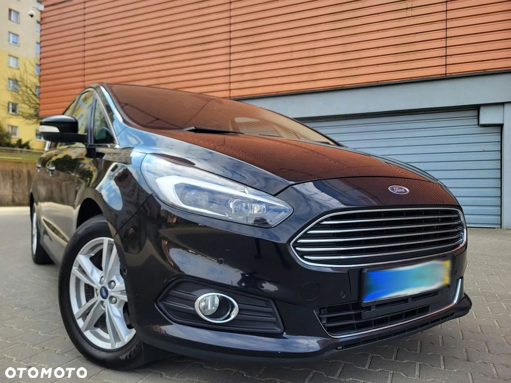 Ford S-Max 2.0 TDCi Titanium PowerShift - 2