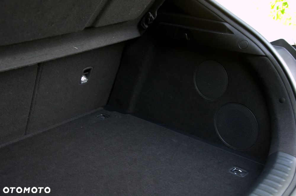 Kia XCeed 1.5 T-GDI Business Line DCT - 21