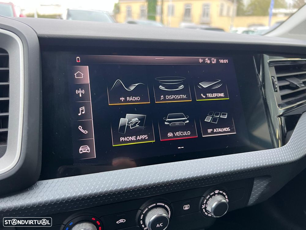 Audi A1 Sportback 30 TFSI S line - 19