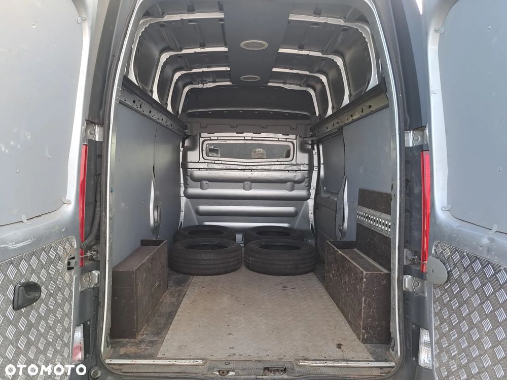 Renault Trafic L2H2 - 23