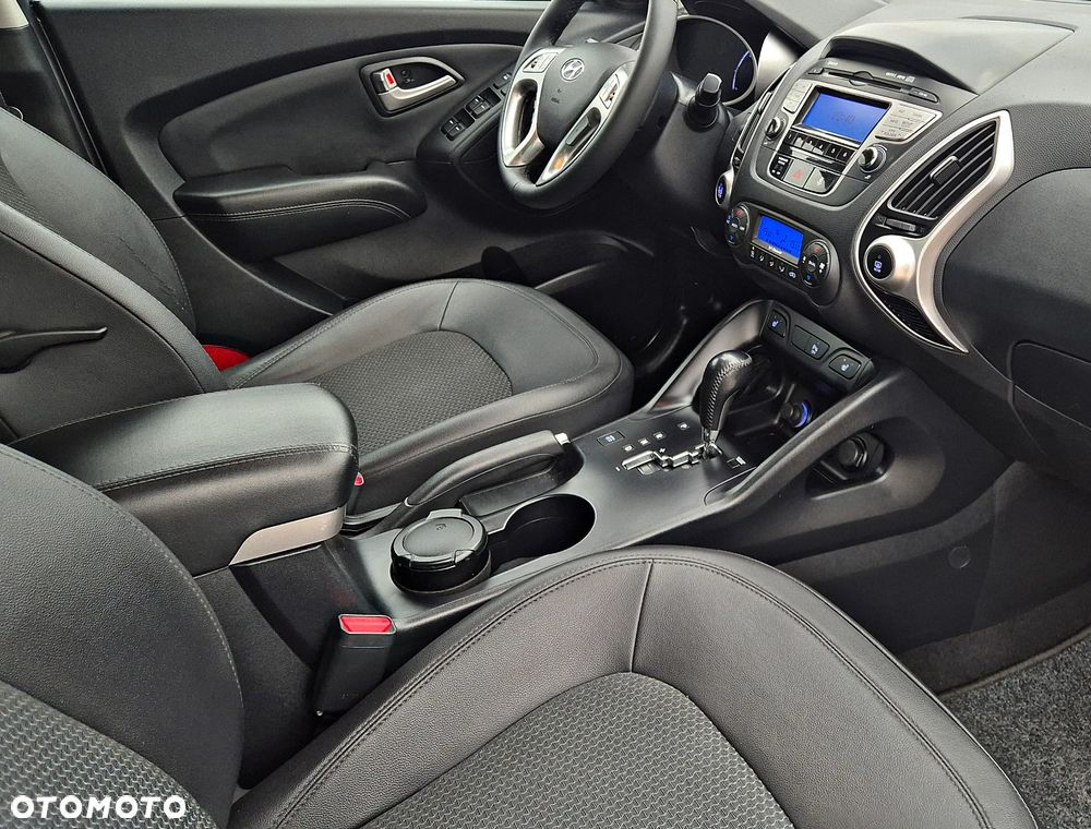 Hyundai ix35 2.0 CRDi 4WD Automatik Premium - 16