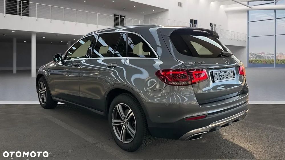 Mercedes-Benz GLC 200 - 2