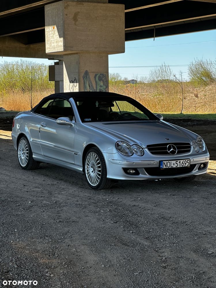 Mercedes-Benz CLK - 11