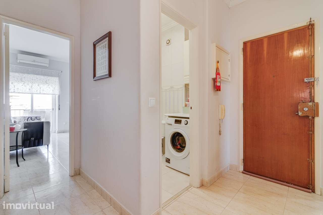 APARTAMENTO T3 | 2 WC'S | ELEVADOR | ARRECADAÇÃO | FALAGUEIRA - Grande imagem: 5/29