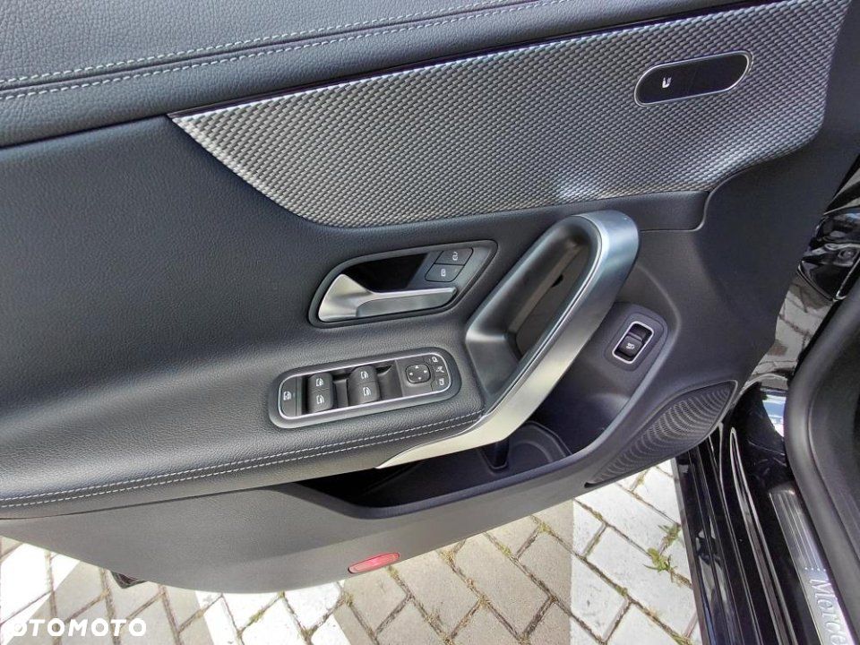 Mercedes-Benz CLA - 19