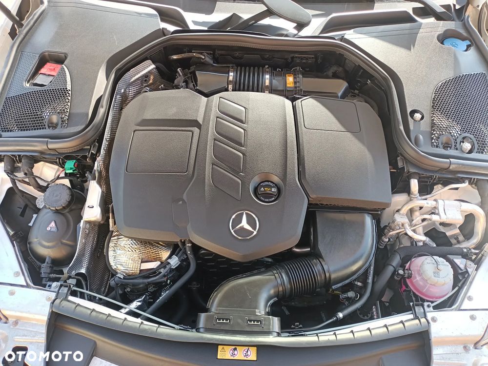 Mercedes-Benz Klasa E - 19