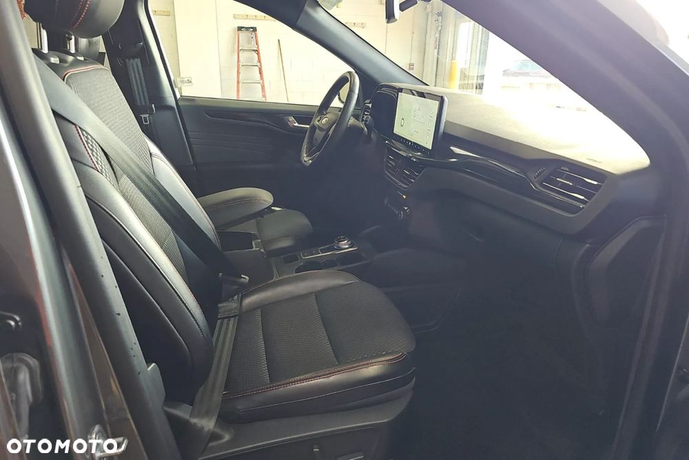 Ford Escape - 14