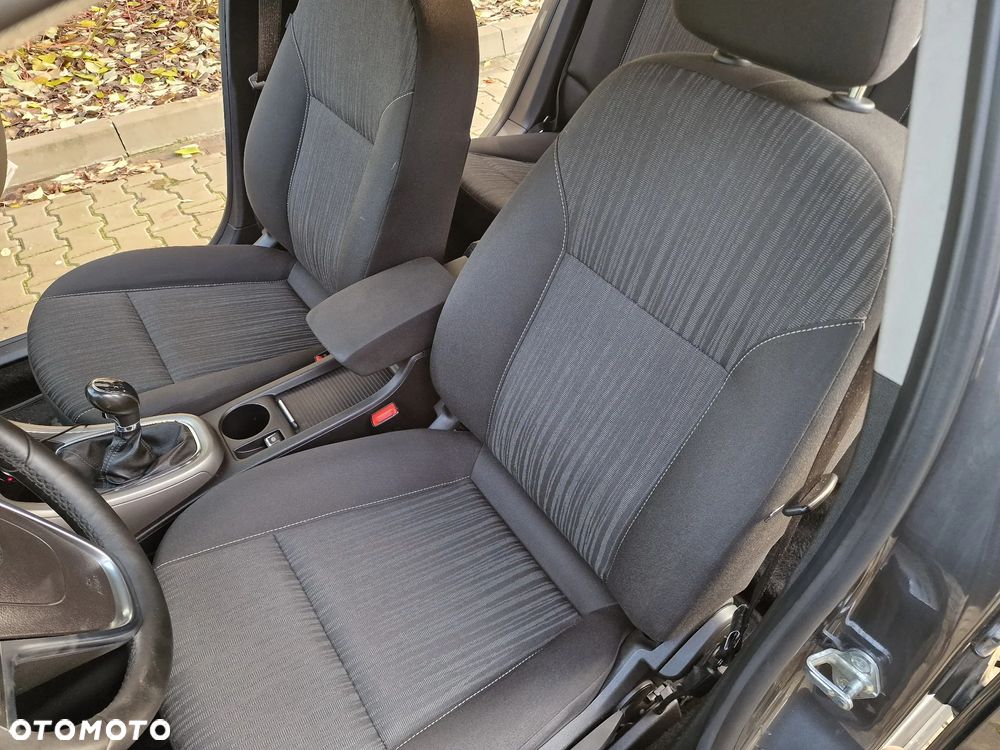 Opel Astra 1.7 CDTI DPF Design Edition - 25