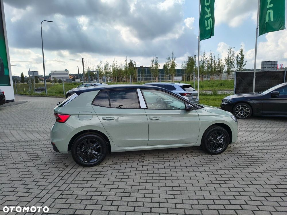 Skoda Fabia 1.0 TSI Drive DSG - 12