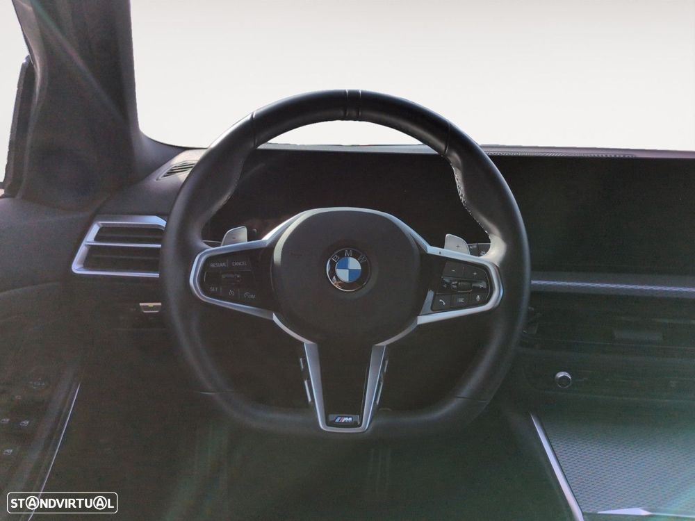 BMW 320 d Touring Pack Desportivo M Auto - 12