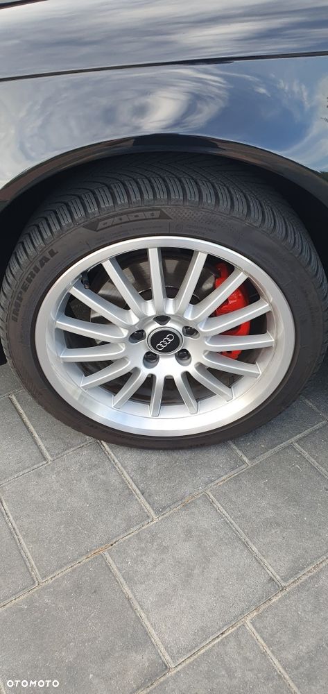 Audi A4 Limousine - 8