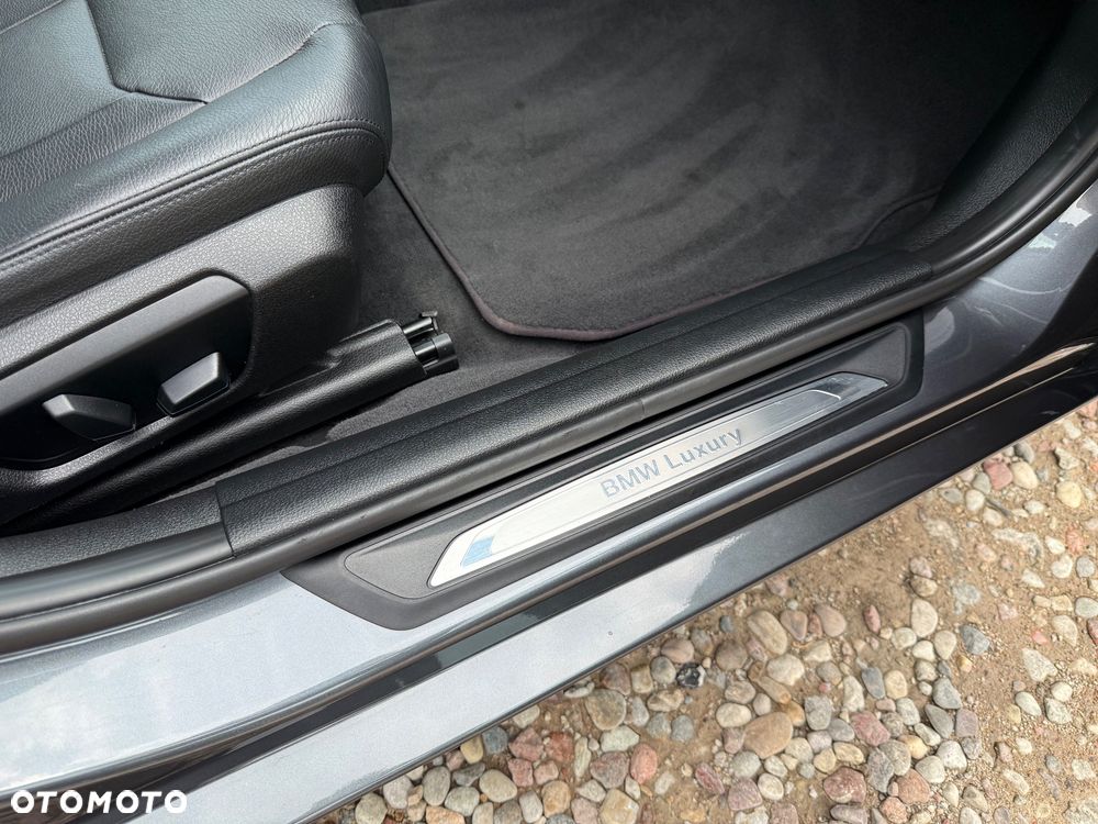 BMW Seria 3 320d - 19