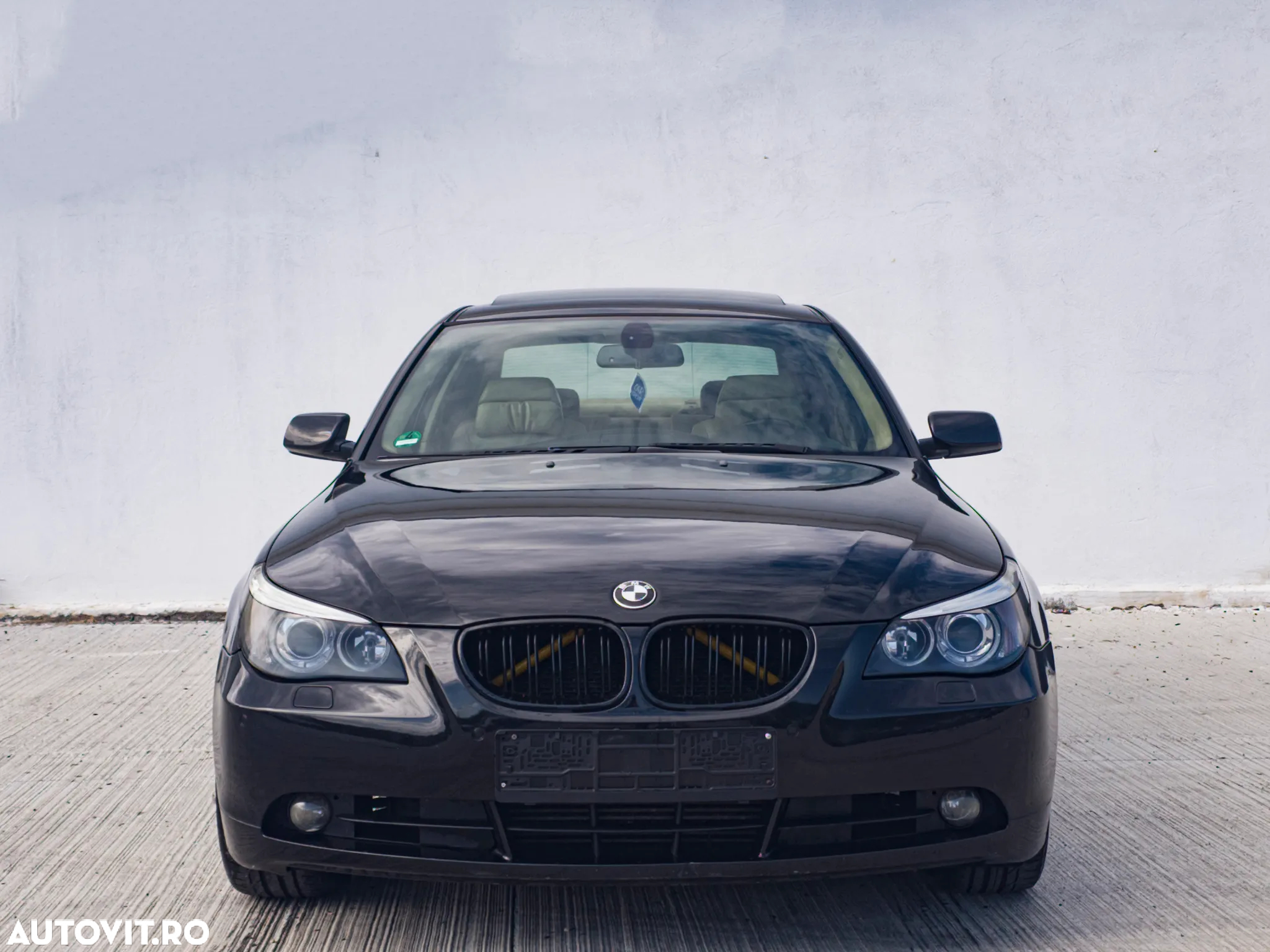 BMW Seria 5 525d - 2