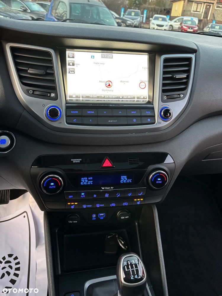 Hyundai Tucson 2.0 CRDI BlueDrive Comfort 2WD - 26