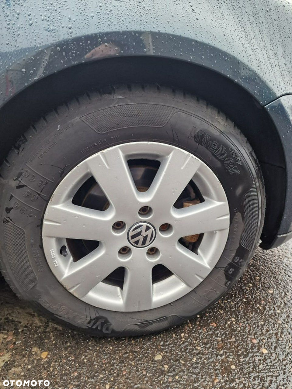 Volkswagen Golf V 1.4 FSI Comfortline - 25