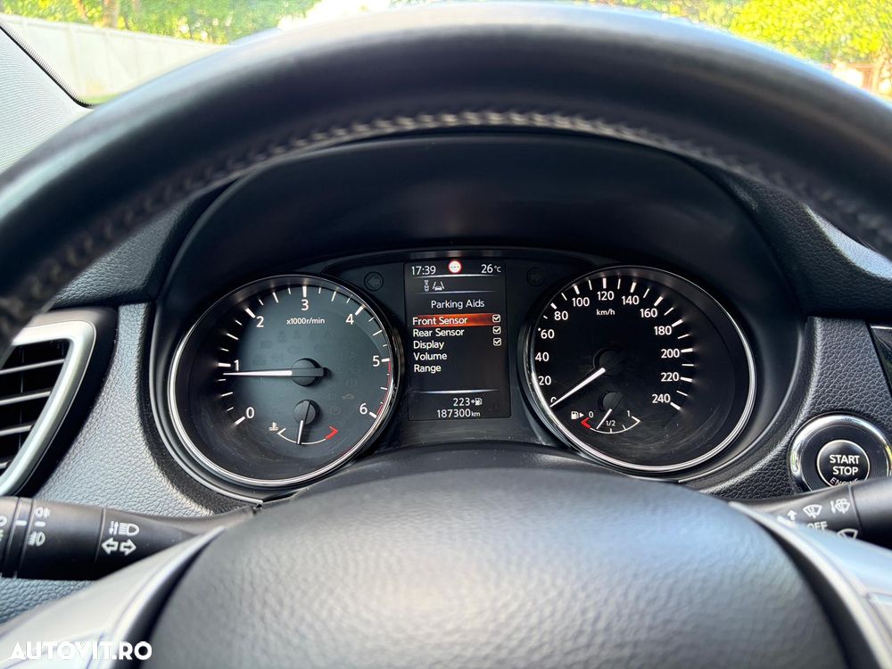 Nissan Qashqai 1.5 DCI Start/Stop N-Connecta - 18