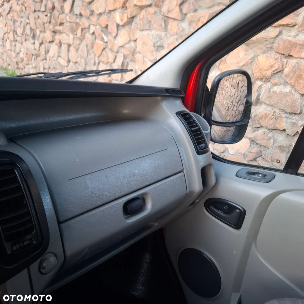 Opel Vivaro - 20