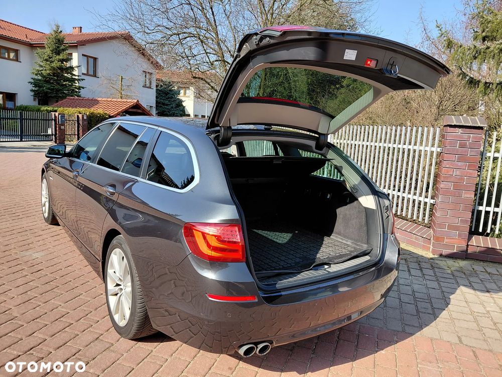 BMW Seria 5 520d Modern Line - 12