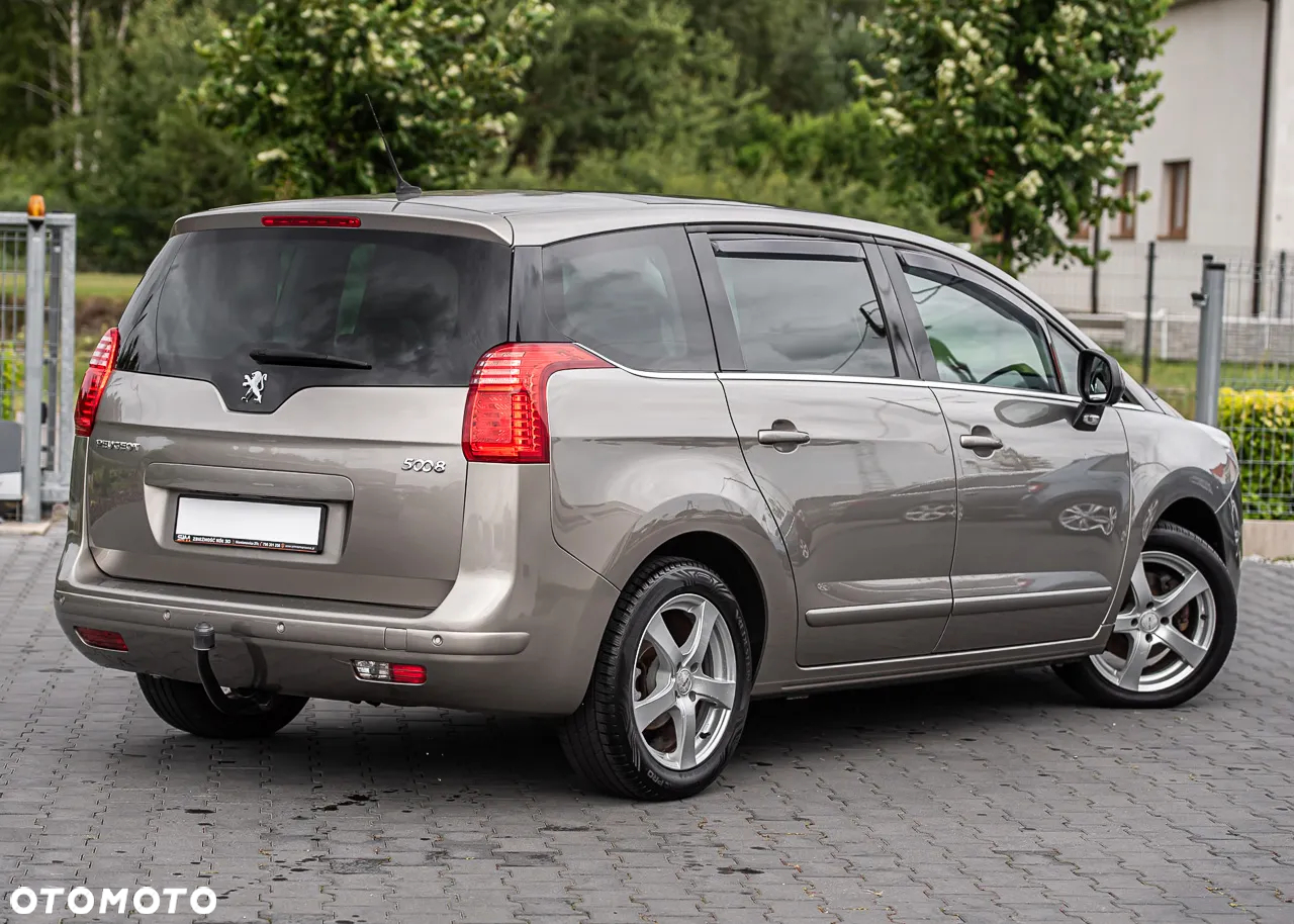 Peugeot 5008 - 13