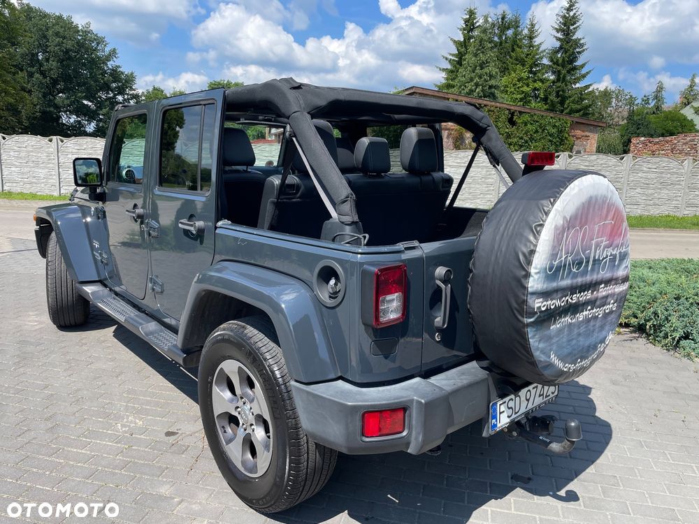 Jeep Wrangler - 21