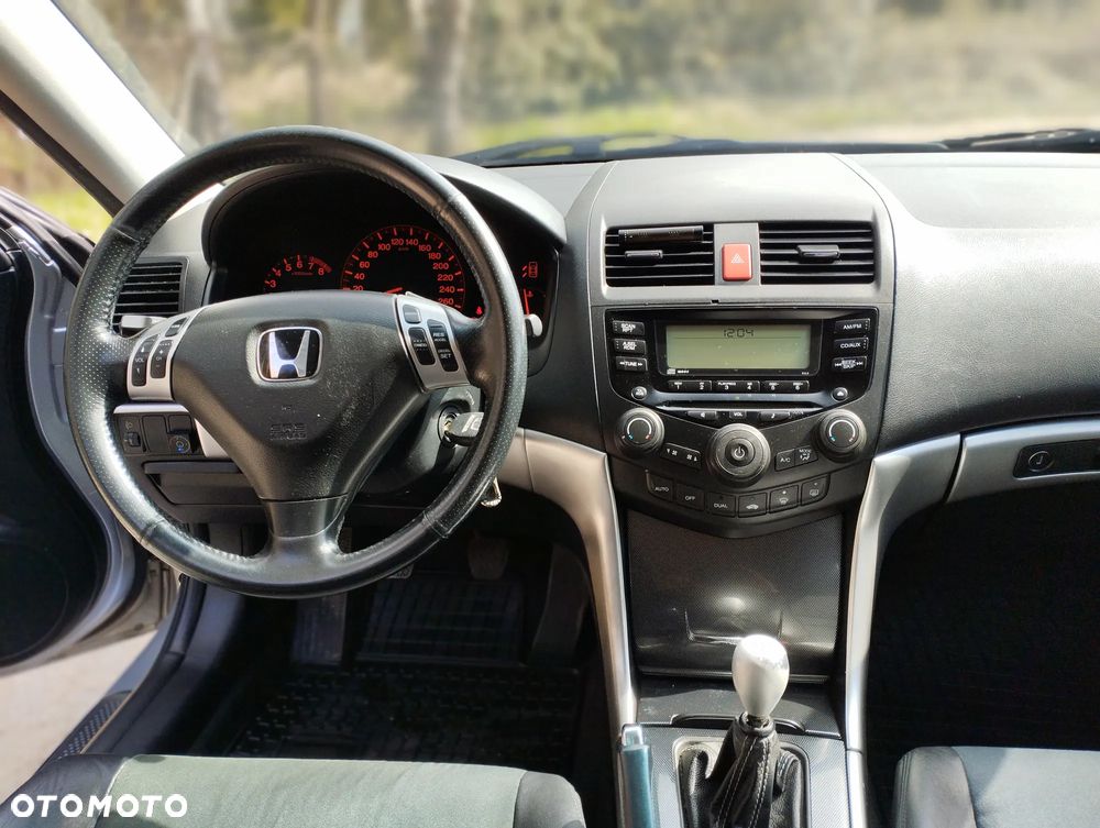 Honda Accord 2.0 i Sport - 14