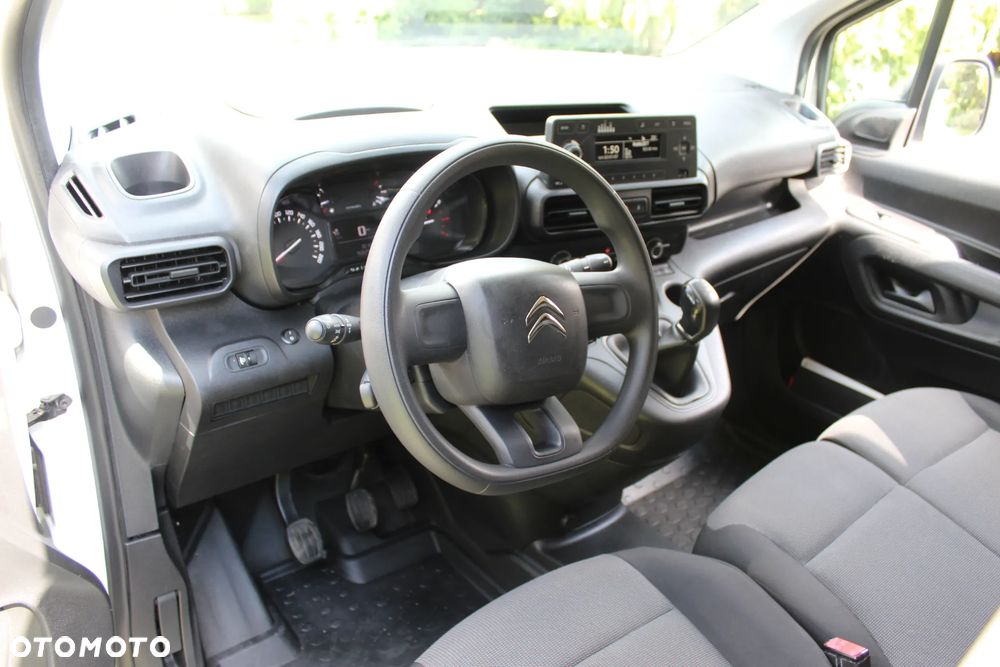 Citroën BERLINGO 1.6 HDI 3-OSOBOWY - 13