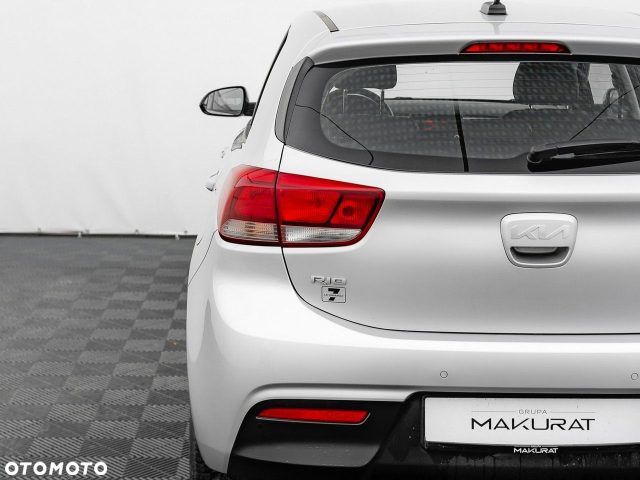 Kia Rio 1.2 M - 12