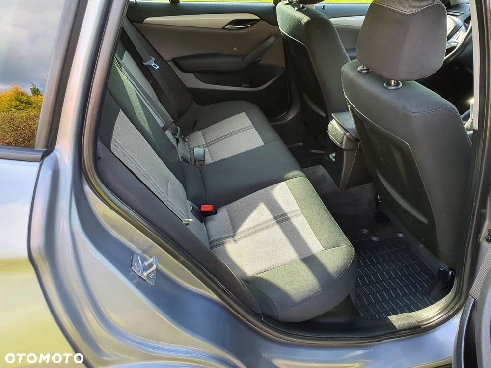 BMW X1 xDrive20d - 17