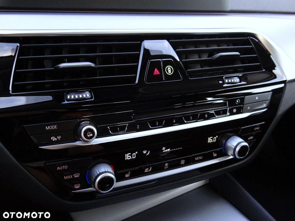 BMW Seria 5 520d - 17