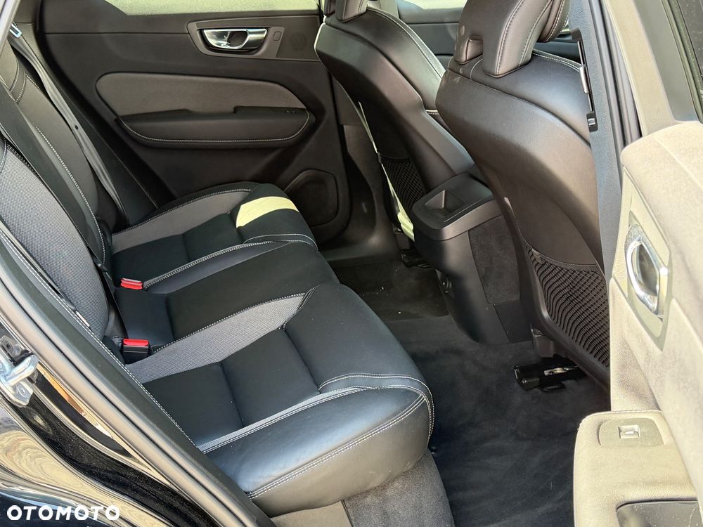 Volvo XC 60 B4 B Geartronic RDesign - 9