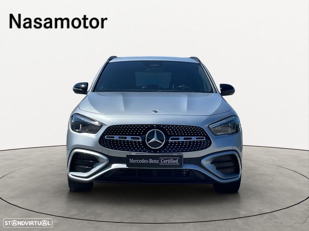 Mercedes-Benz GLA 180 - 7