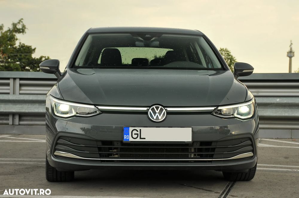 Volkswagen Golf 1.5 eTSI ACT DSG MHEV Style - 9