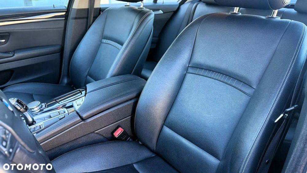 BMW Seria 5 518d Modern Line - 8