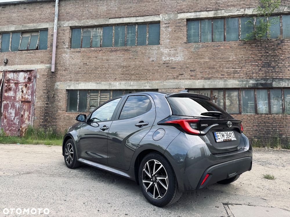 Toyota Yaris - 5