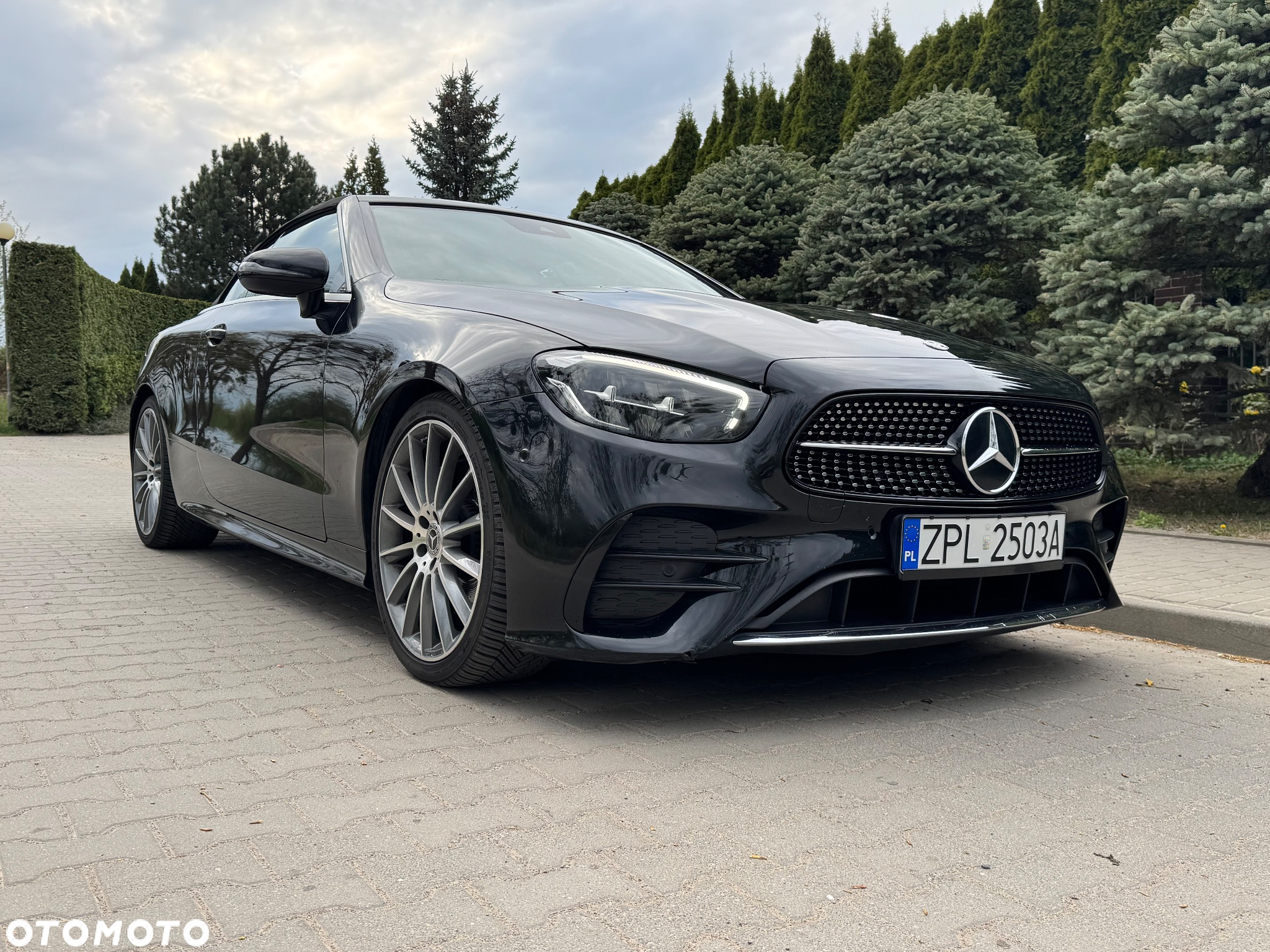Mercedes-Benz Klasa E 220 d Cabrio 9G-TRONIC AMG Line - 17
