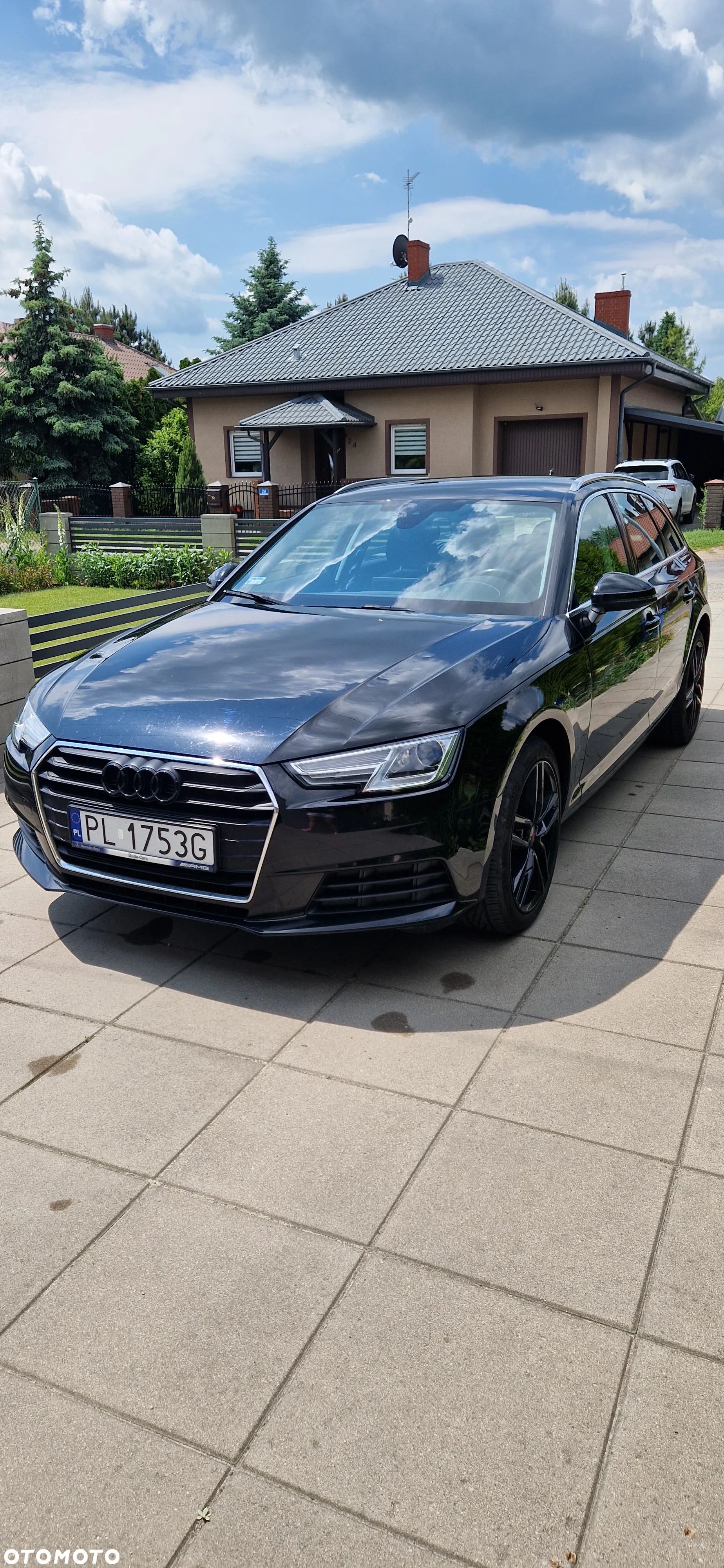 Audi A4 - 1